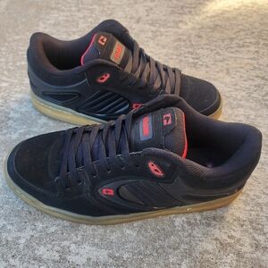 Globe Men's‎ Skater Agent Black Skate Shoe Sneaker, Black Red Gum Sole Men Sz 14